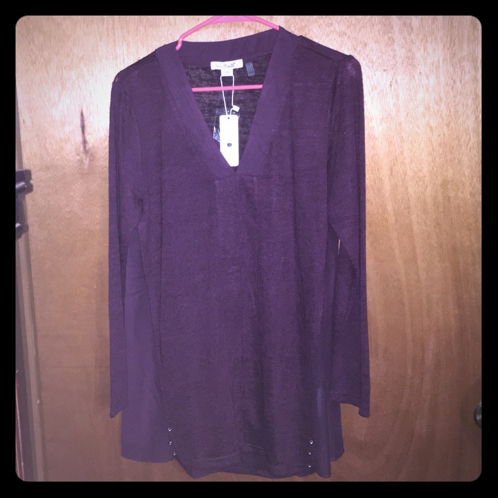 Knot long sleeve sweater